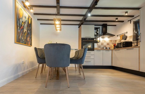 Gospic Casa | Preciosa casa en Gospic con sauna