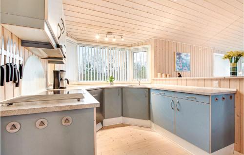 Grenaa Casa | Lovely Home In Grenaa With Kitchen