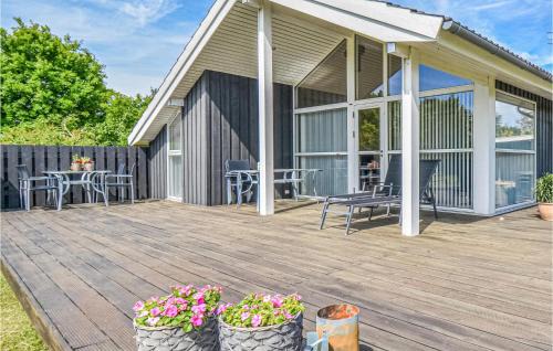 Grenaa Casa | Lovely Home In Grenaa With Kitchen