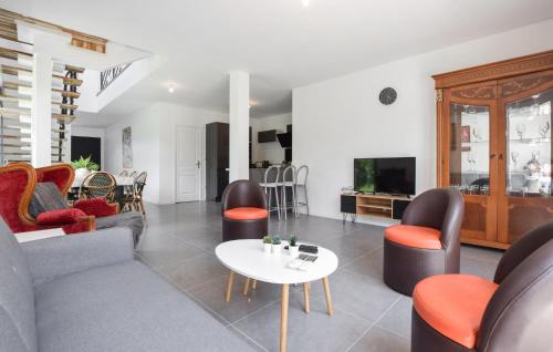 Grentheville Casa | Lovely Home In Grentheville With Wifi