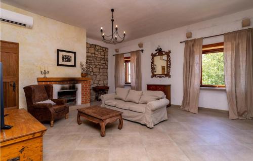 Konavle Casa | Lovely Home In Gruda With Sauna