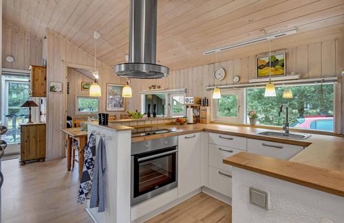 Hou Casa | Bonita casa en Hals con cocina