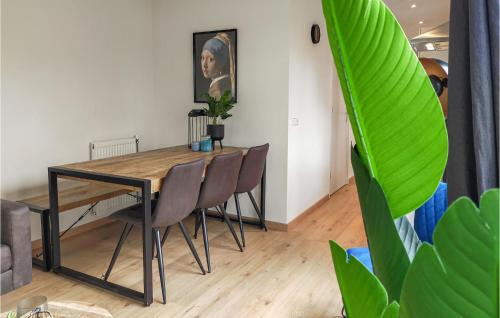 Heinkenszand Casa | Lovely Home In Heinkenszand