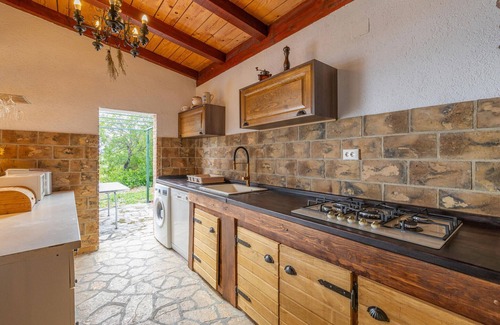 Senj Casa | Preciosa casa en Jablanac con WiFi