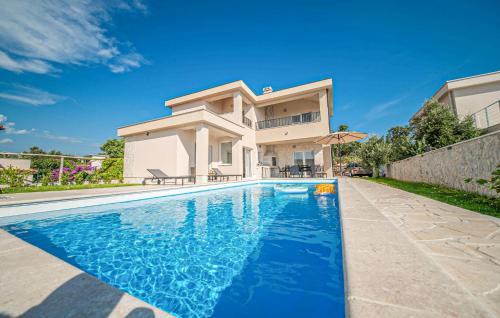 Jakisnica Casa | Lovely Home In Jakisnica