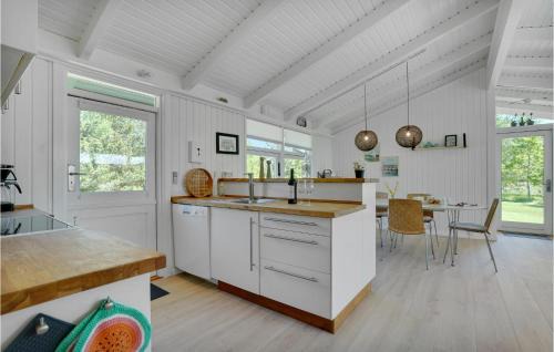 Bratten Strand Casa | Lovely Home In Jerup With Kitchen