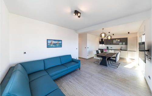 Kastela Casa | Lovely Home In Kastel Luksic With Sauna
