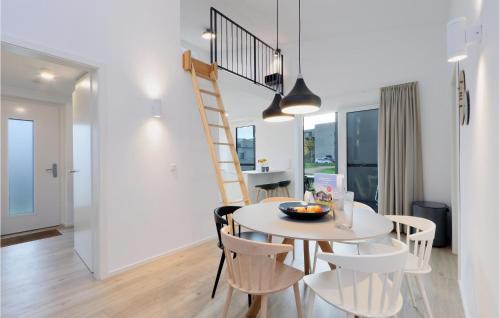 Lembruch Casa | Lovely Home In Lembruchdümmer See