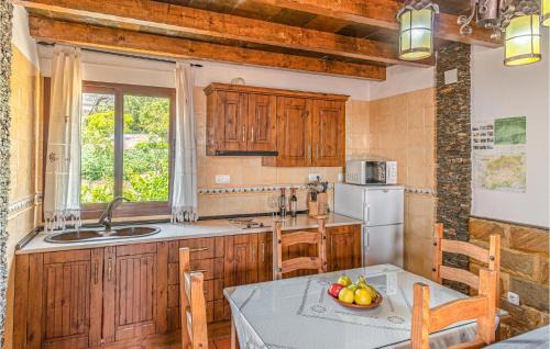 Mecina Bombaron Casa | Lovely Home In Mecina Bombarón