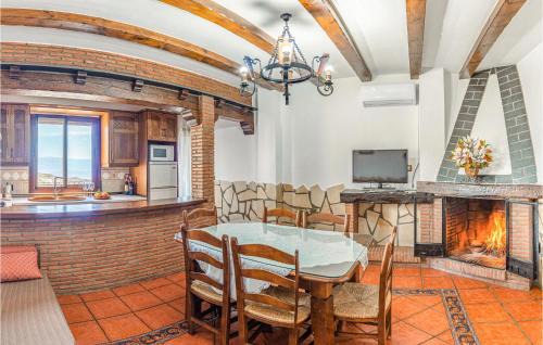 Mecina Bombaron Casa | Lovely Home In Mecina Bombarón