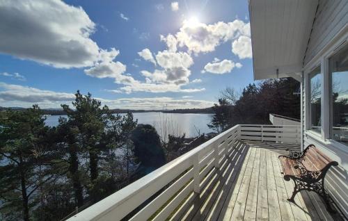 Bomlo Casa | Lovely Home In Mosterhamn With Sauna