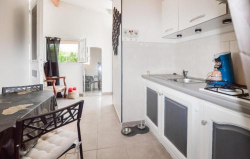 Valpaja Casa | Lovely Home In Peri With Wifi