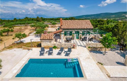 Praznica Casa | Lovely Home In Pucisca - Praznica