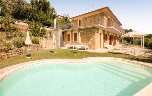 Rutino Casa | Lovely Home In Rutino With Kitchen