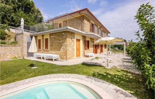 Rutino Casa | Lovely Home In Rutino With Kitchen