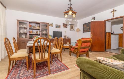 Senj Casa | Lovely Home In Senj With Wifi