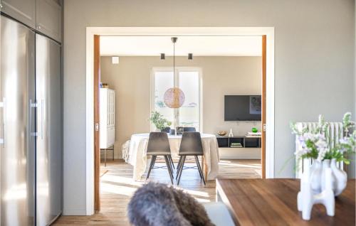Simrishamn Casa | Lovely Home In Simrishamn With Kitchen