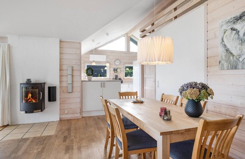 Grønninghoved Strand Casa | Preciosa casa en Sjølund con cocina
