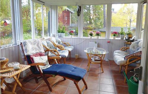 Spanga - Tensta Casa | Lovely Home In Spånga With Kitchen