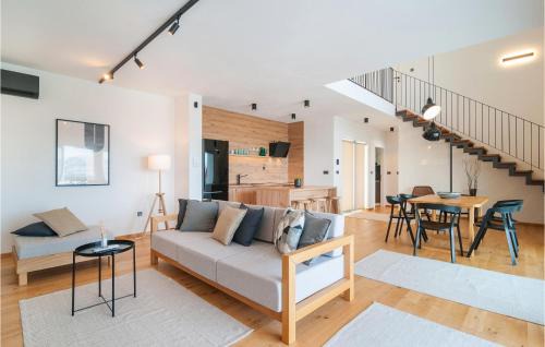 Supetar Casa | Lovely Home In Supetar Brac