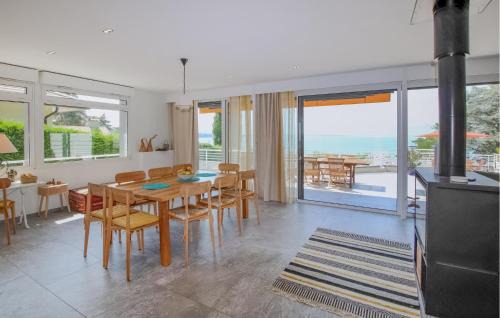 Thonon-les-Bains Casa | Lovely Home In Thonon Les Bains With Sauna