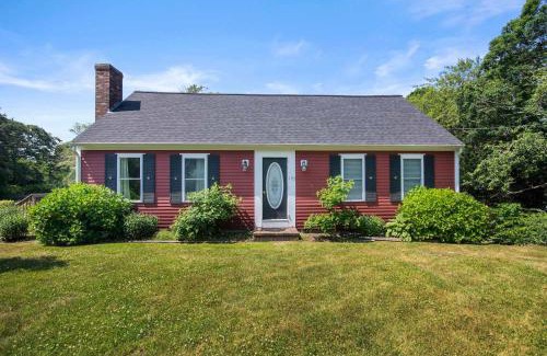 Chatham Casa | Lovely Home Near Bike Path Dog Welcome!