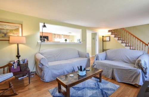 Chatham Casa | Lovely Home Near Bike Path Dog Welcome!