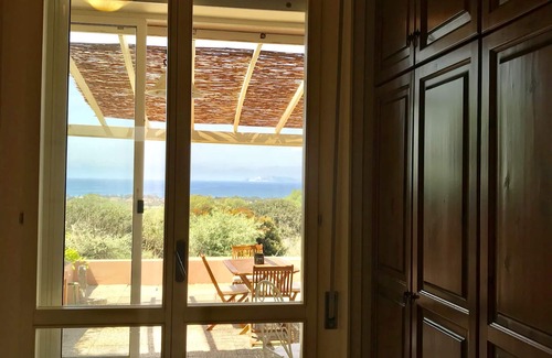 Capitana Cabaña | Preciosa casa con espectacular vista al mar en Cerdeña!
