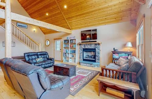 Sunday River Area Casa | Lovely home with hot tub, Sunday River views, firepit, huge deck & fireplace