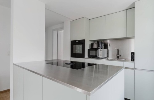 Horgen District Apartamento | Lovely Horgen 3BR, 2 min to Train Station, by Blueground