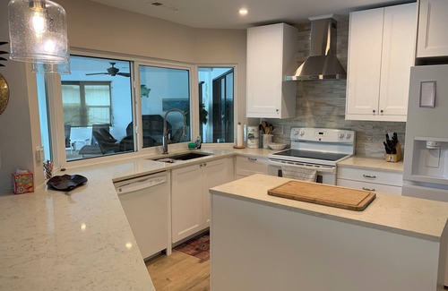 Lely Golf Estates Casa | Lovely house overlooks golf course with west exposure delivery amazing sunsets.