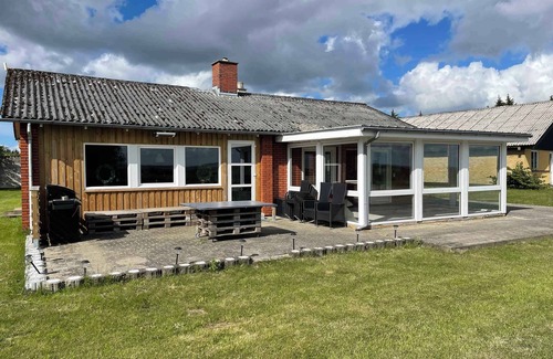 Øsløs Casa | Lovely house with a view of the Limfjord