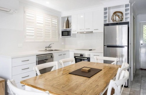 Iluka Apartamento | Boat ramp, jetty and pool. Family holidays or romantic getaways on the Clarence