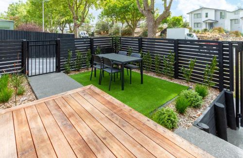 Linwood Apartamento | Lovely in Linwood: 2BR Beauty