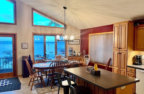 Willmar Casa | Lovely Lake Home en Eagle Lake
