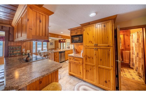 Crosslake Casa | Lovely Lake Retreat for Family Fun on Daggett Lake - With Guest House