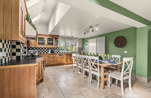 Kidlington Casa | Lovely Large Cottage in The Oxfordshire Cotswolds