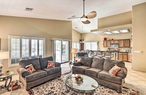 Laughlin Casa | Lovely Laughlin Oasis on Mojave Golf Course!