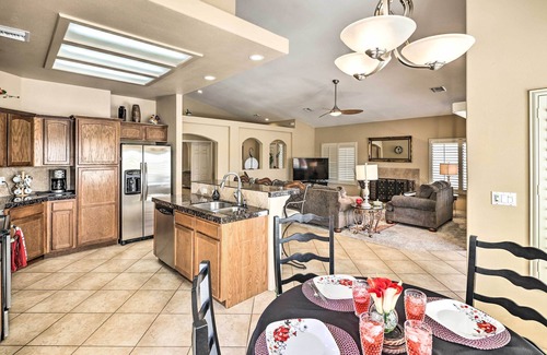 Laughlin Casa | Lovely Laughlin Oasis on Mojave Golf Course!