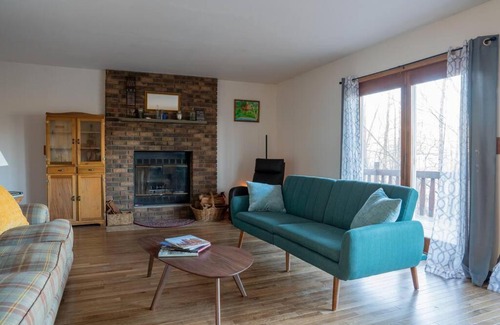 Liberty Chalet De Esquí | Lovely Liberty Chalet On the Waterfront