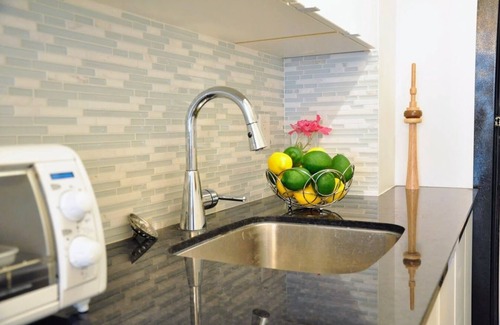 King West Village Condominio | Lovely Liberty Village condo