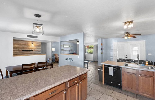 South Harrison Casa | Lovely Lucille 3 Bedroom