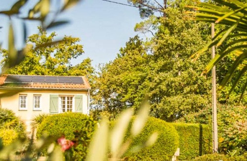 Fumel Casa | Lovely luxurious gite with large garden and private pool!