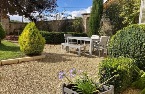Genac-Bignac Casa | Lovely Maison: piscina privada; Terrenos idílicos tipo parque de Cognac & Angouleme