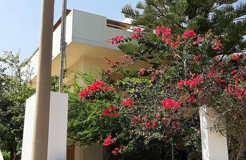 Kaki Thalassa Cabaña | Lovely maisonette 3min walk from the beach!Roof garden with sea view!Nearairport