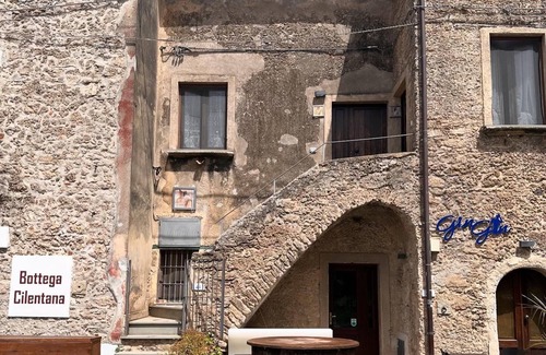 Capaccio-Paestum Casa | Lovely maisonette twenty steps from the walls of Paestum