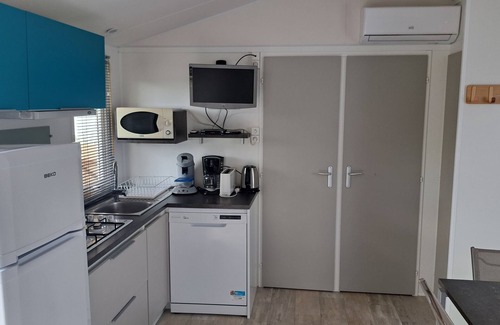 Chateau-d'Olonne Casa | Lovely mobile home in a 4-star residential estate in Les Sables D'Olonne