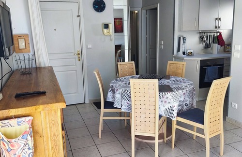 Marange-Silvange Apartamento | Lovely modern apartment in a quiet location.