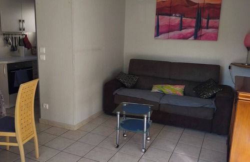 Marange-Silvange Apartamento | Lovely modern apartment in a quiet location.