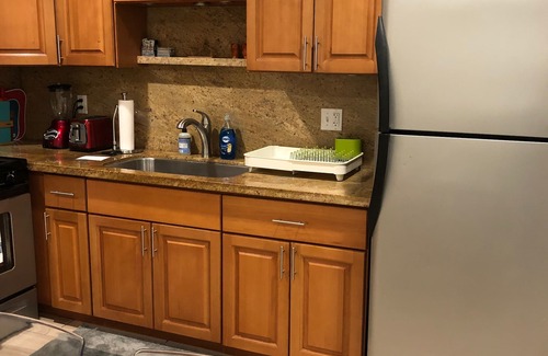 Lincoln Highlands Apartamento | NUEVO "Oakland - Luxury Apartment" Moderno y con estilo